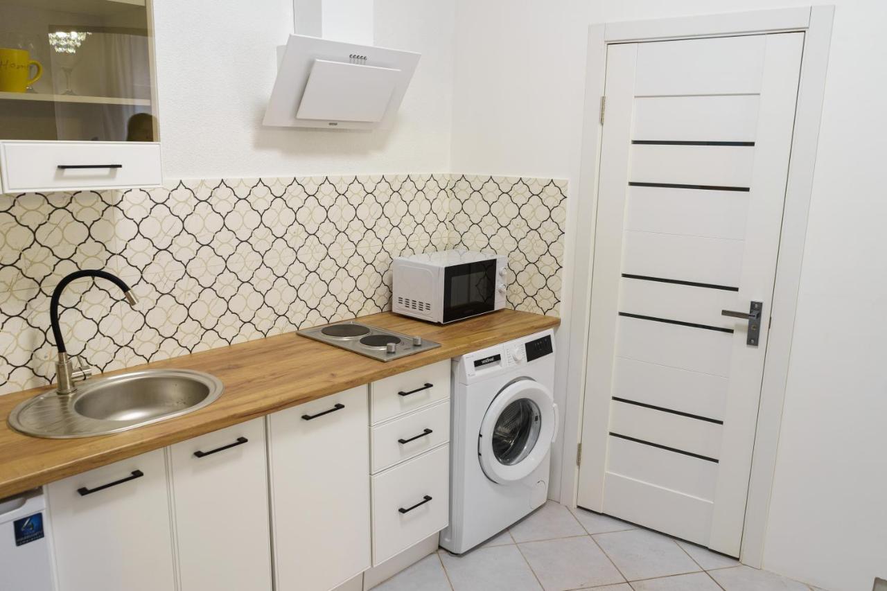 Charming Apartments In The Heart Of Lviv - Valova, Nasypna Str Eksteriør bilde